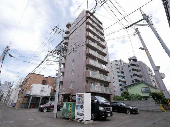 北海道札幌市中央区南五条西12(マンション)の賃貸物件の外観