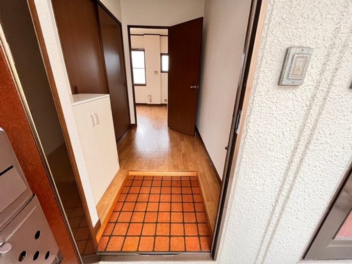 ヴィラ天神の玄関