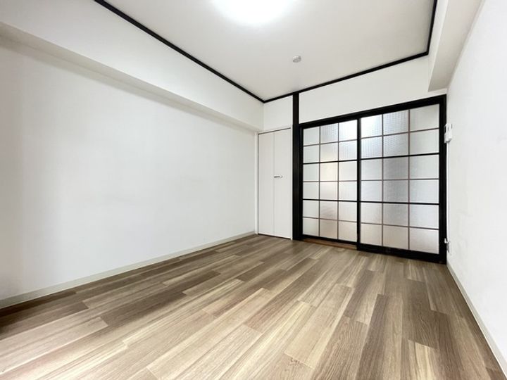 サンレイクマンションの居間