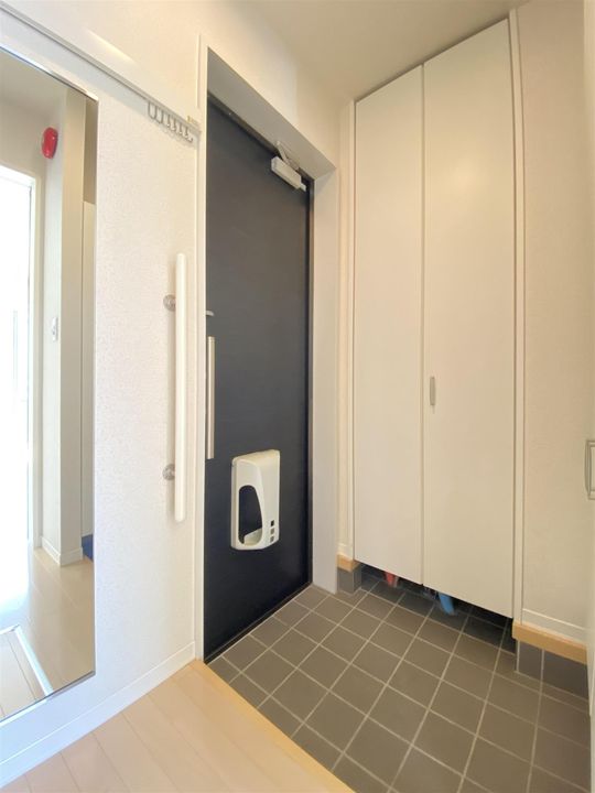 マンション サン オーシャンの玄関