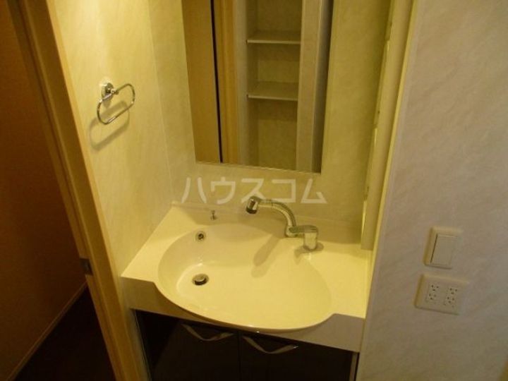 ヌーボイナリ金沢の内装