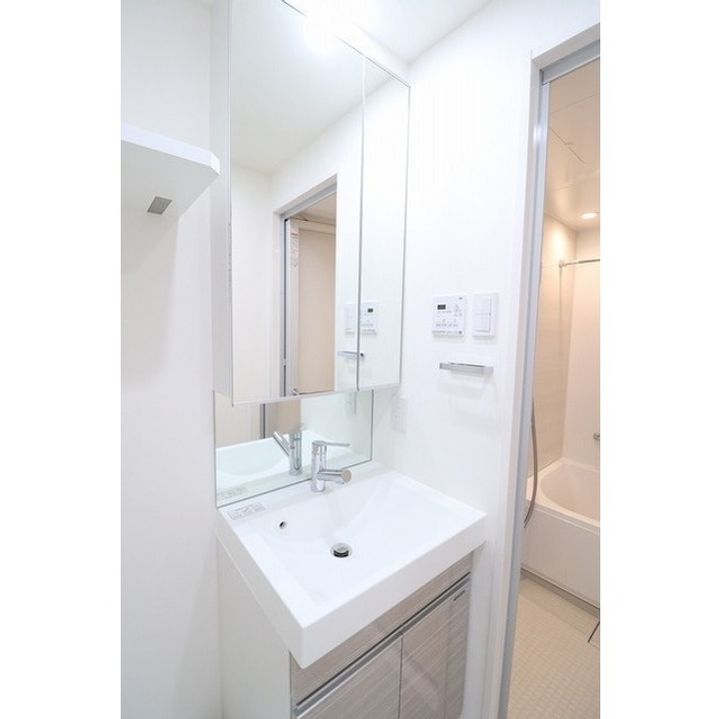 BLAU南池袋の内装