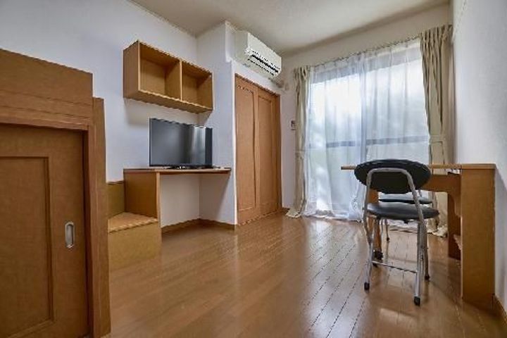 レオパレスMINORIAの居間