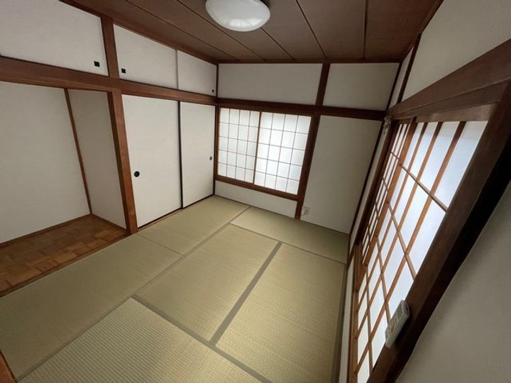 張替荘の居間