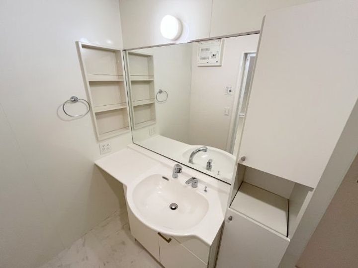 シャルマン ヴィラージュD棟の内装