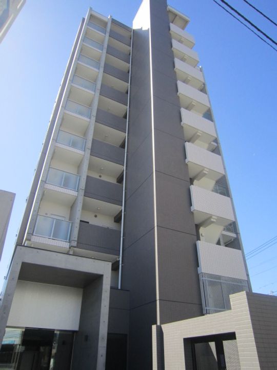 グランデール中広の外観