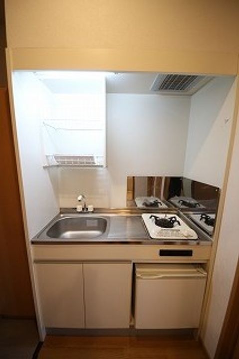 パラスト三萩野のキッチン