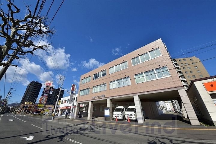 グランディール学園前の周辺
