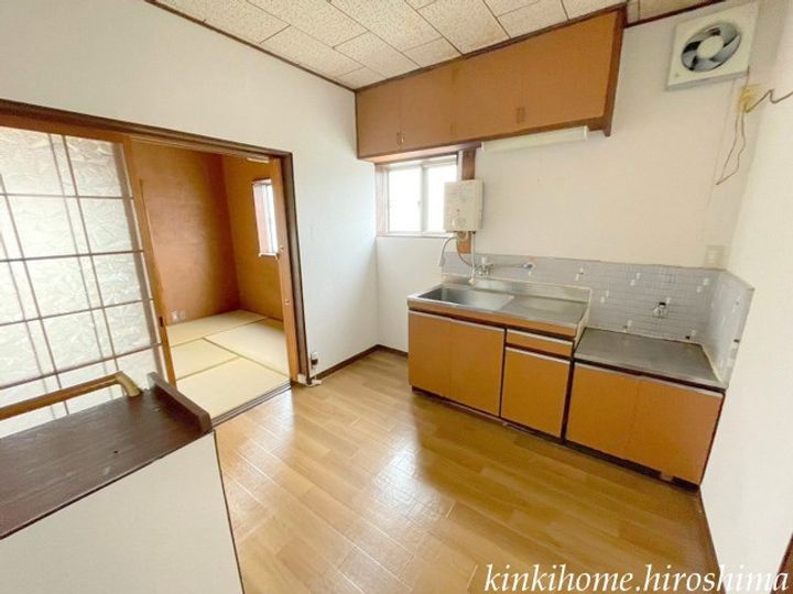 広島県広島市安佐南区東野1(マンション)の賃貸物件の居間