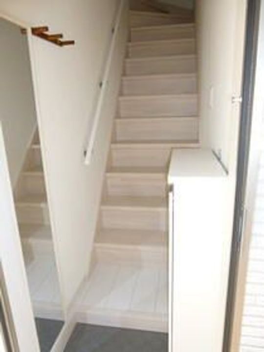 エクセルコート富士見台の玄関