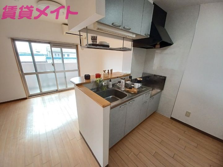 ルミエール栄のキッチン