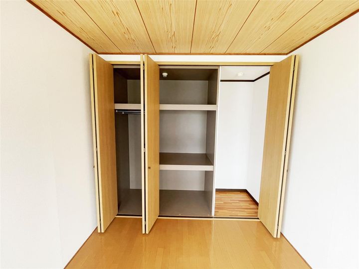 サンハイツ八幡田の内装