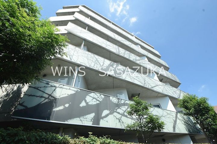東京都世田谷区北沢5(マンション)の賃貸物件の外観