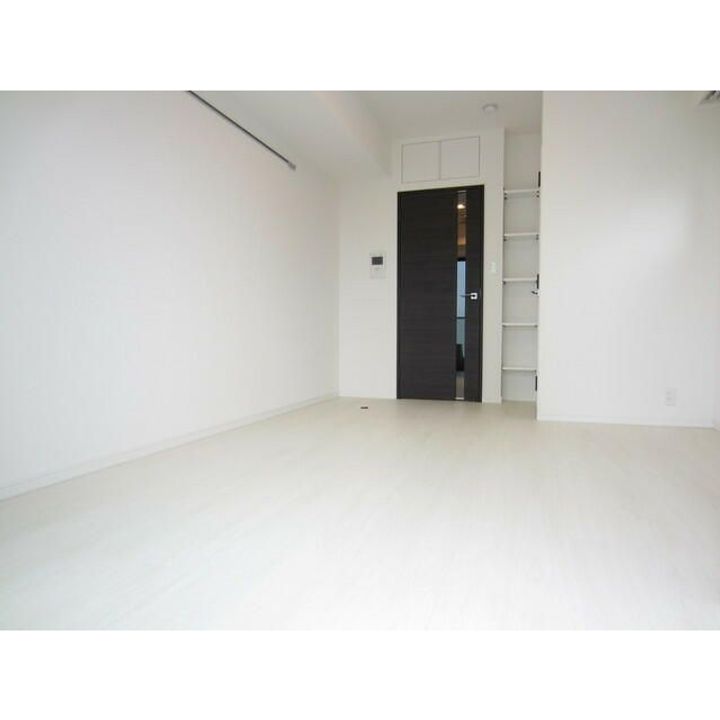 東京都新宿区西新宿3(マンション)の賃貸物件の居間