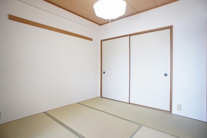 ファルセティの内装