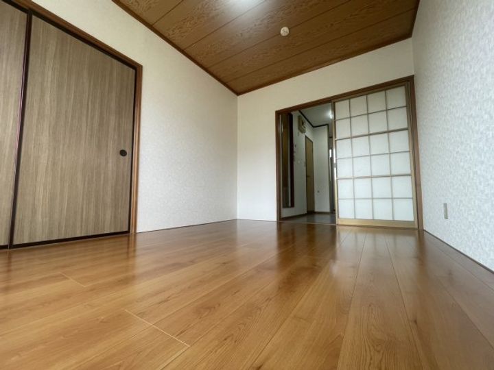 シュロス Aの居間