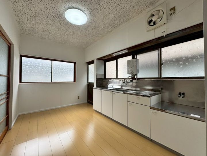 新潟県新潟市東区船江町1(一戸建)の賃貸物件のキッチン