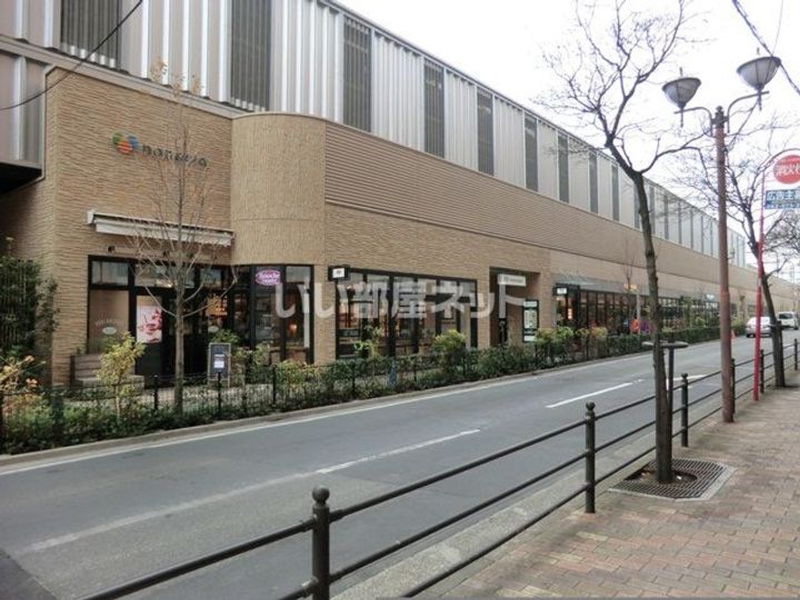 サンライズ国立の周辺