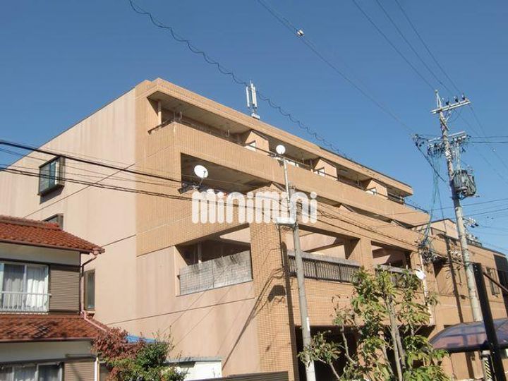 ニュー那加サンプラザの外観