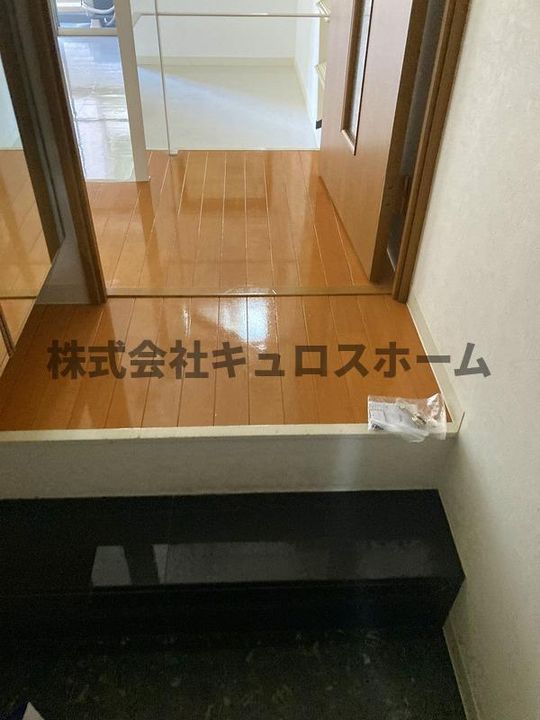 大阪府大阪市北区南扇町(マンション)の賃貸物件の玄関