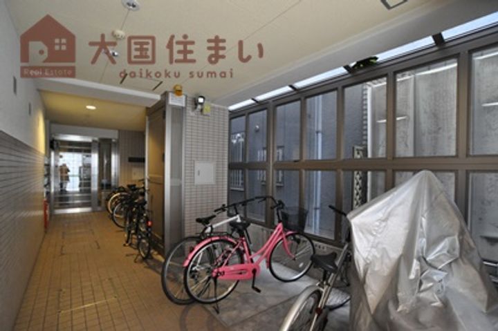 クレセントコート難波の地図