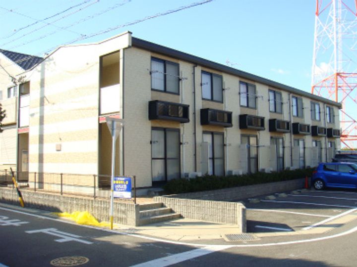 レオパレスiアイの外観