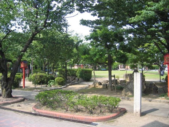 モントレーM Aの周辺