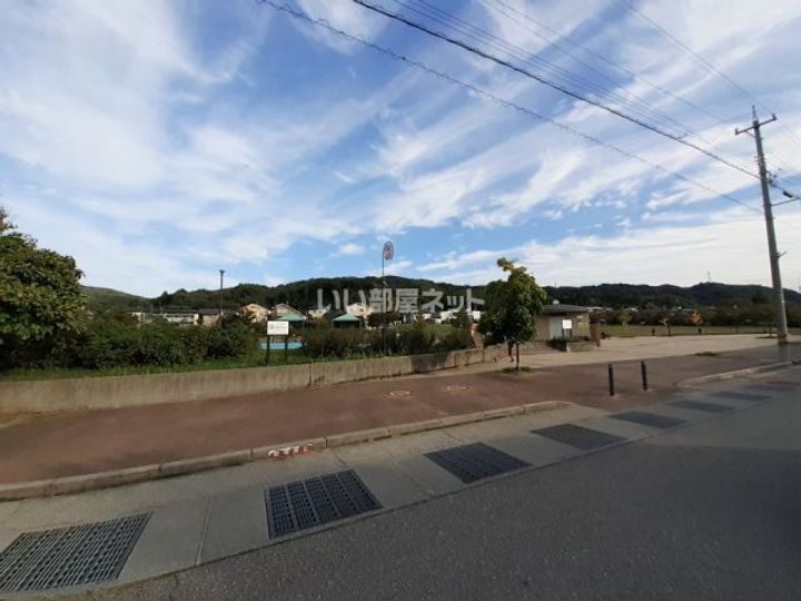 石川県金沢市四十万5(一戸建)の賃貸物件の周辺