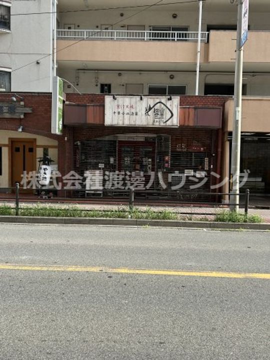 ラファイン江坂の周辺