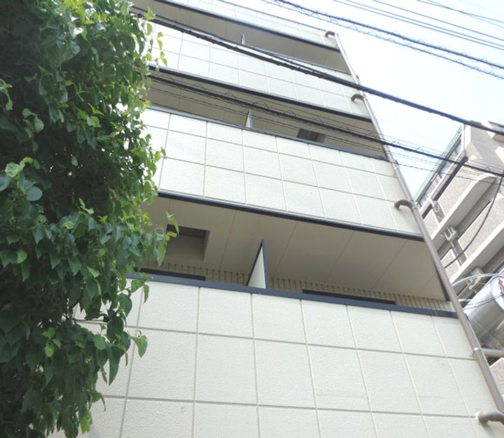 東京都府中市是政5(マンション)の賃貸物件の外観