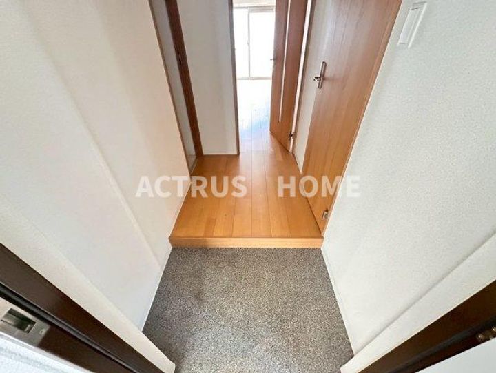 大阪府大阪市東住吉区駒川2(マンション)の賃貸物件の玄関