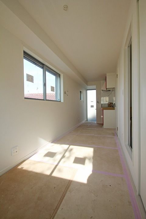 グリシーナ方南町の居間