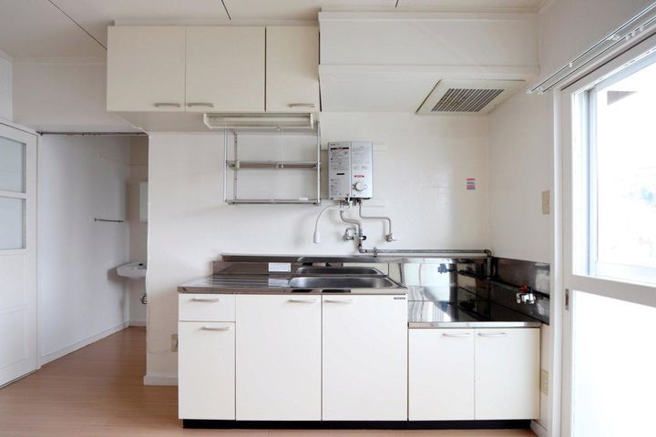 岩手県一関市東山町長坂字久保(マンション)の賃貸物件のキッチン