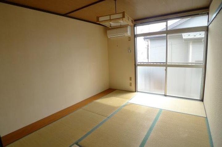 アスナロハイツの居間