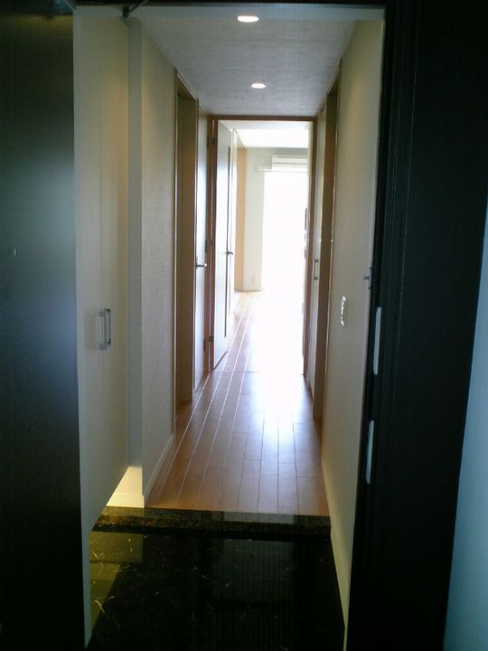 プライムヒルズ東戸塚の玄関