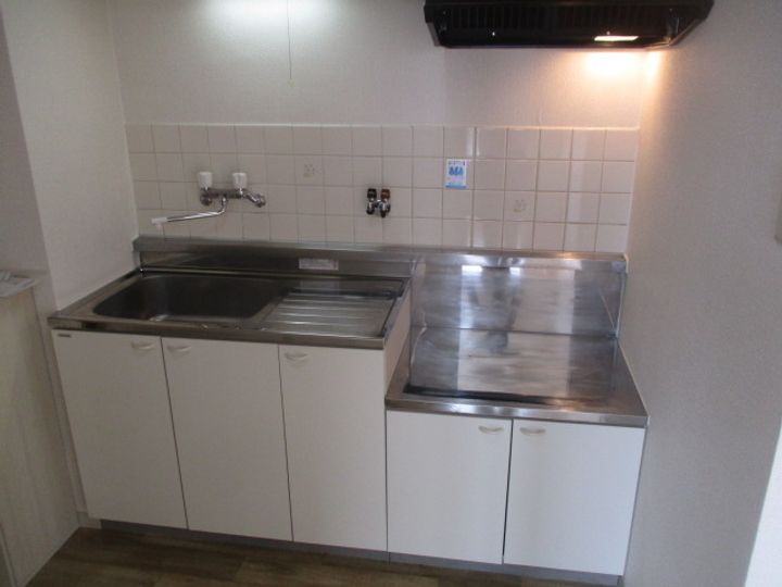 大阪府大阪市西成区南津守4(マンション)の賃貸物件のキッチン