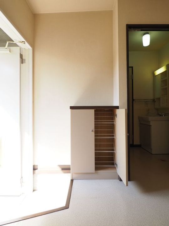 コーポ竹村の玄関