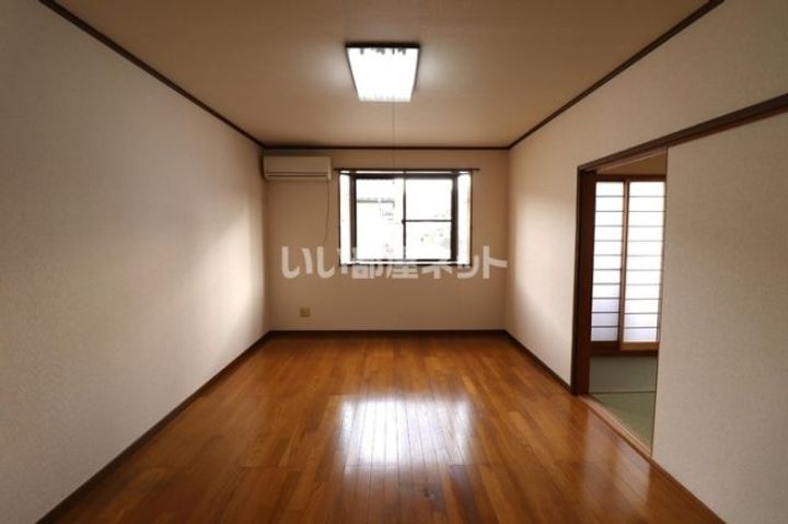 福島県福島市渡利字扇田町(アパート)の賃貸物件の居間