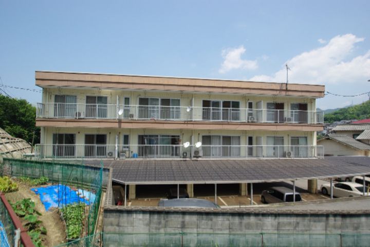 川崎マンションの外観