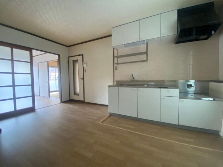 川崎マンションの居間