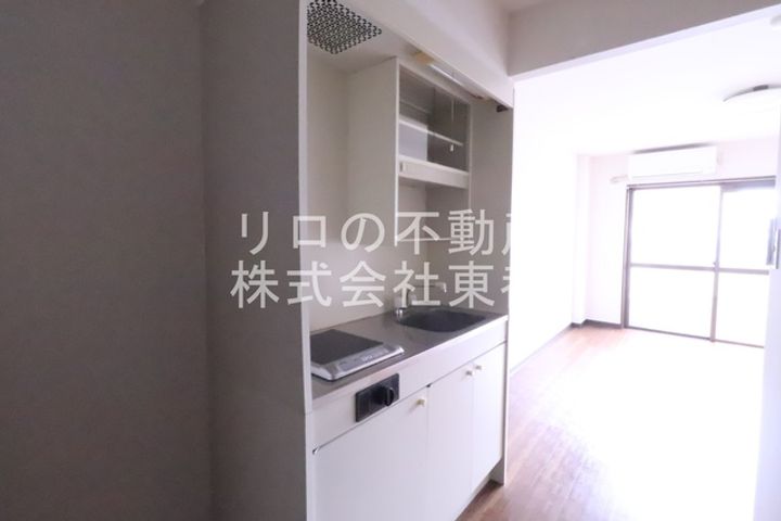 東京都多摩市馬引沢1(マンション)の賃貸物件のキッチン