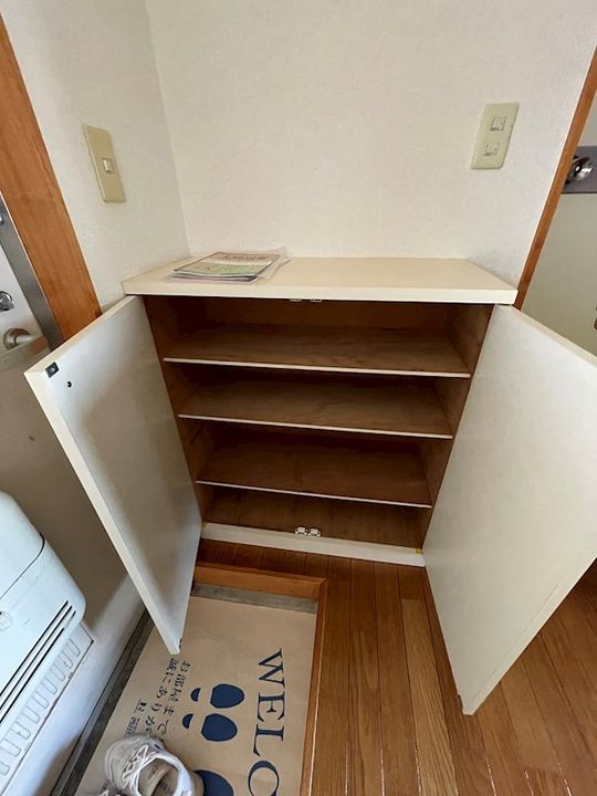 神奈川県平塚市南金目(アパート)の賃貸物件の玄関