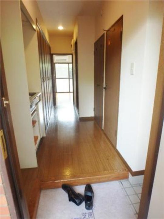 パークサイド芝原の玄関