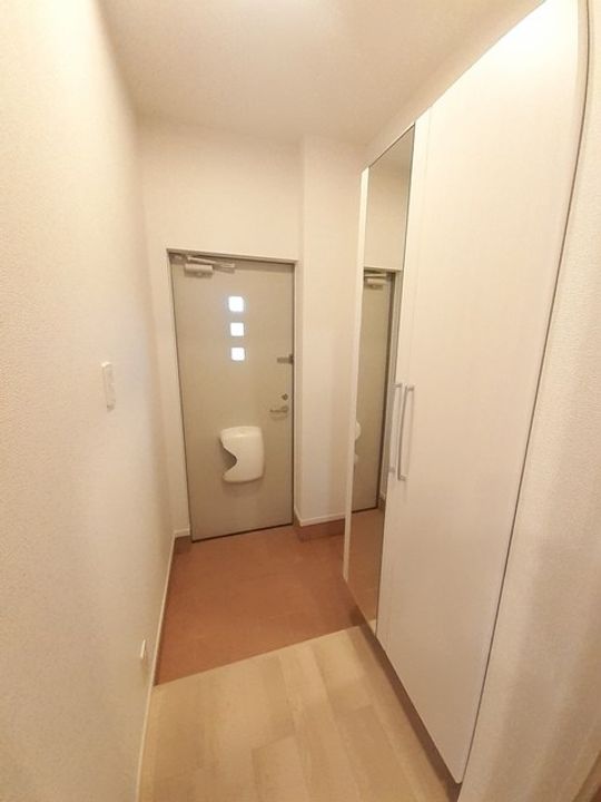 福岡県小郡市稲吉(アパート)の賃貸物件の玄関
