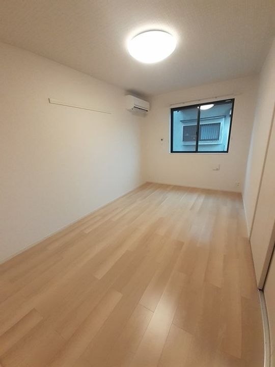 福岡県小郡市稲吉(アパート)の賃貸物件の居間