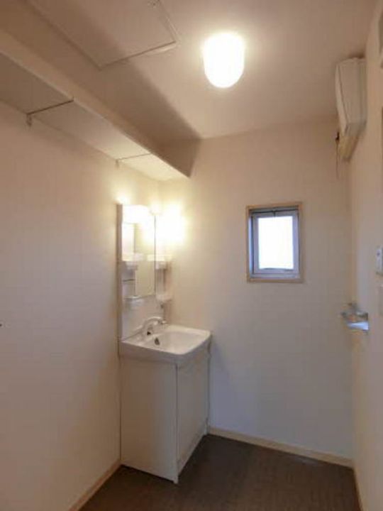 ヒュドールヒューレーJの内装