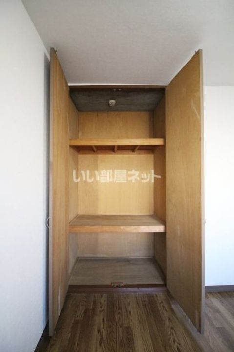 静岡県裾野市御宿(マンション)の賃貸物件の内装