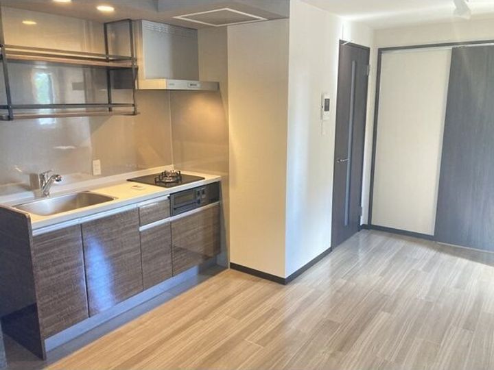北海道札幌市白石区南郷通14丁目南(マンション)の賃貸物件のキッチン