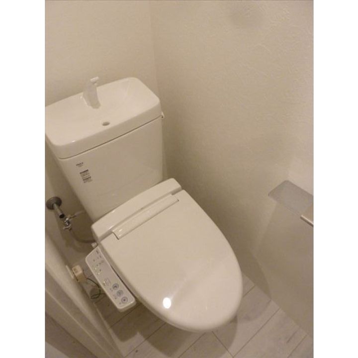 LEGALAND都立大学IIの内装