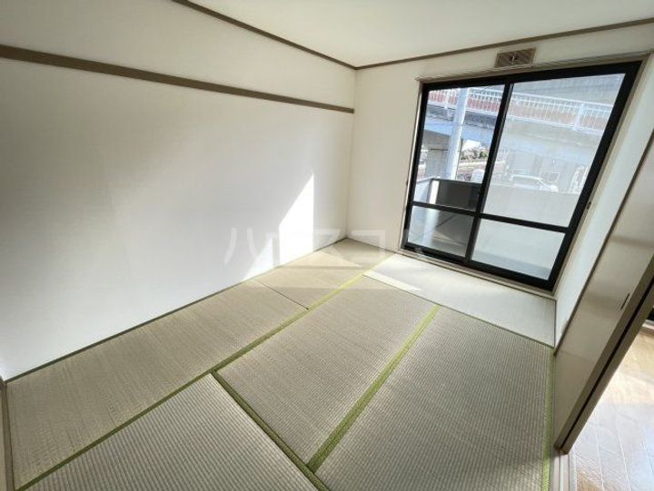 パナハイツ葉鹿の内装